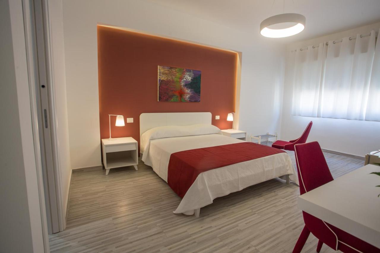 B&B Al Centro เมสซีนา ภายนอก รูปภาพ